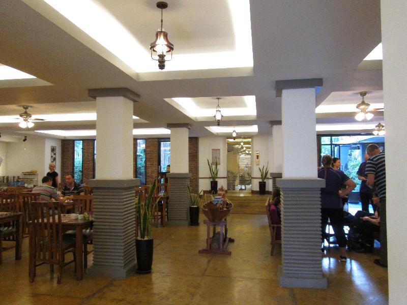 Double Leaf Boutique Hotel Phnompen Kültér fotó